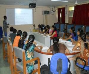 Pramukh Swami Science and H. D. Patel Arts College Kadi Academic Facility photo 3